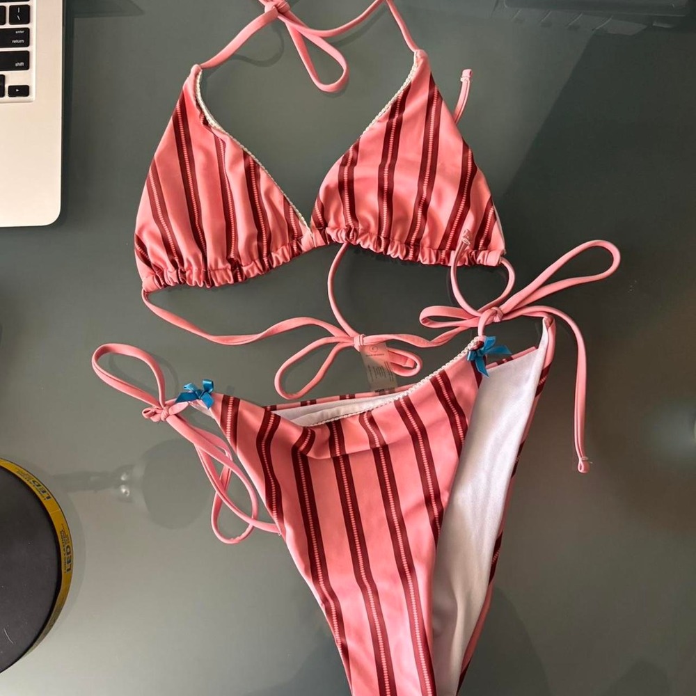 Coral striped bikini set 🍑